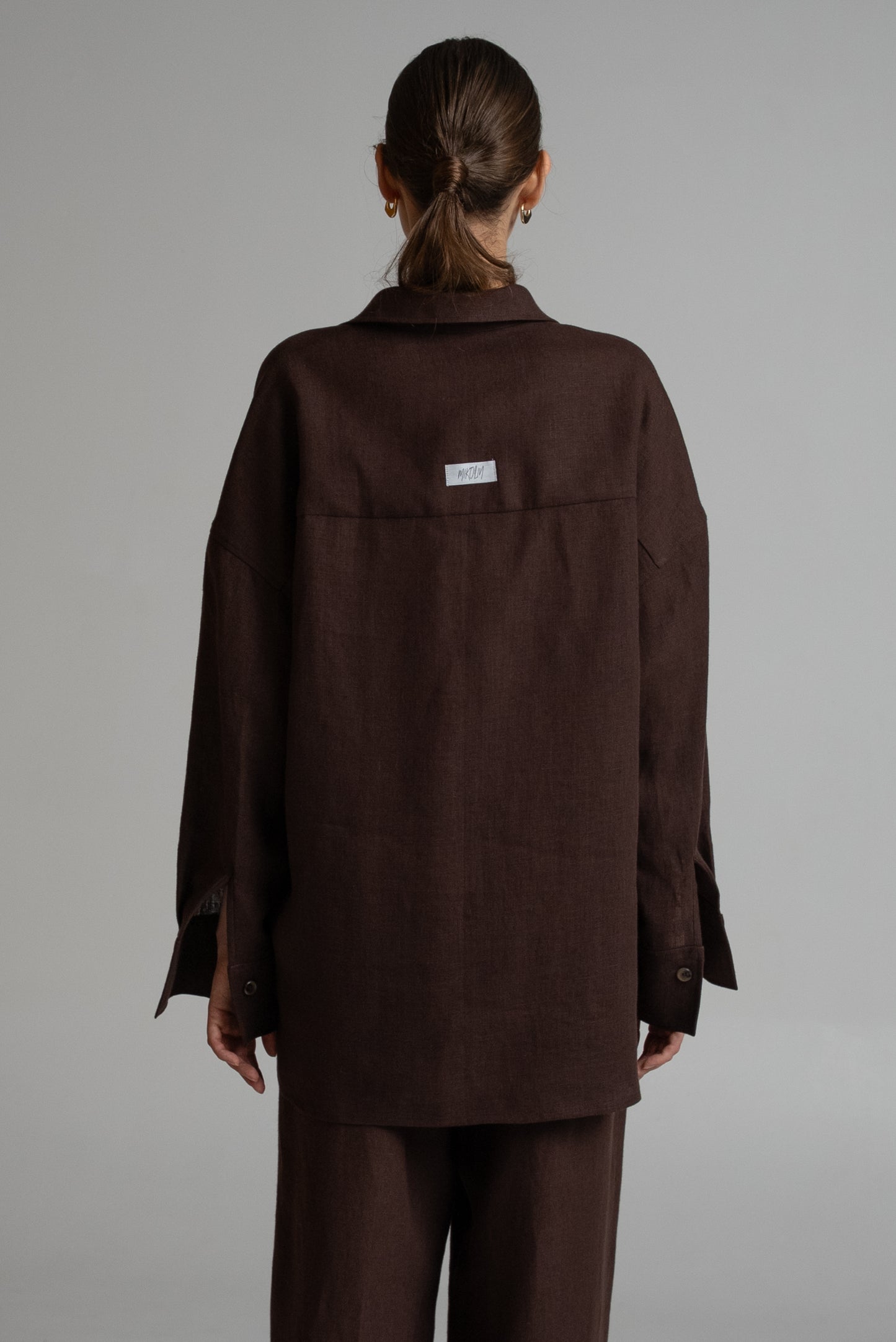Shirt in brown