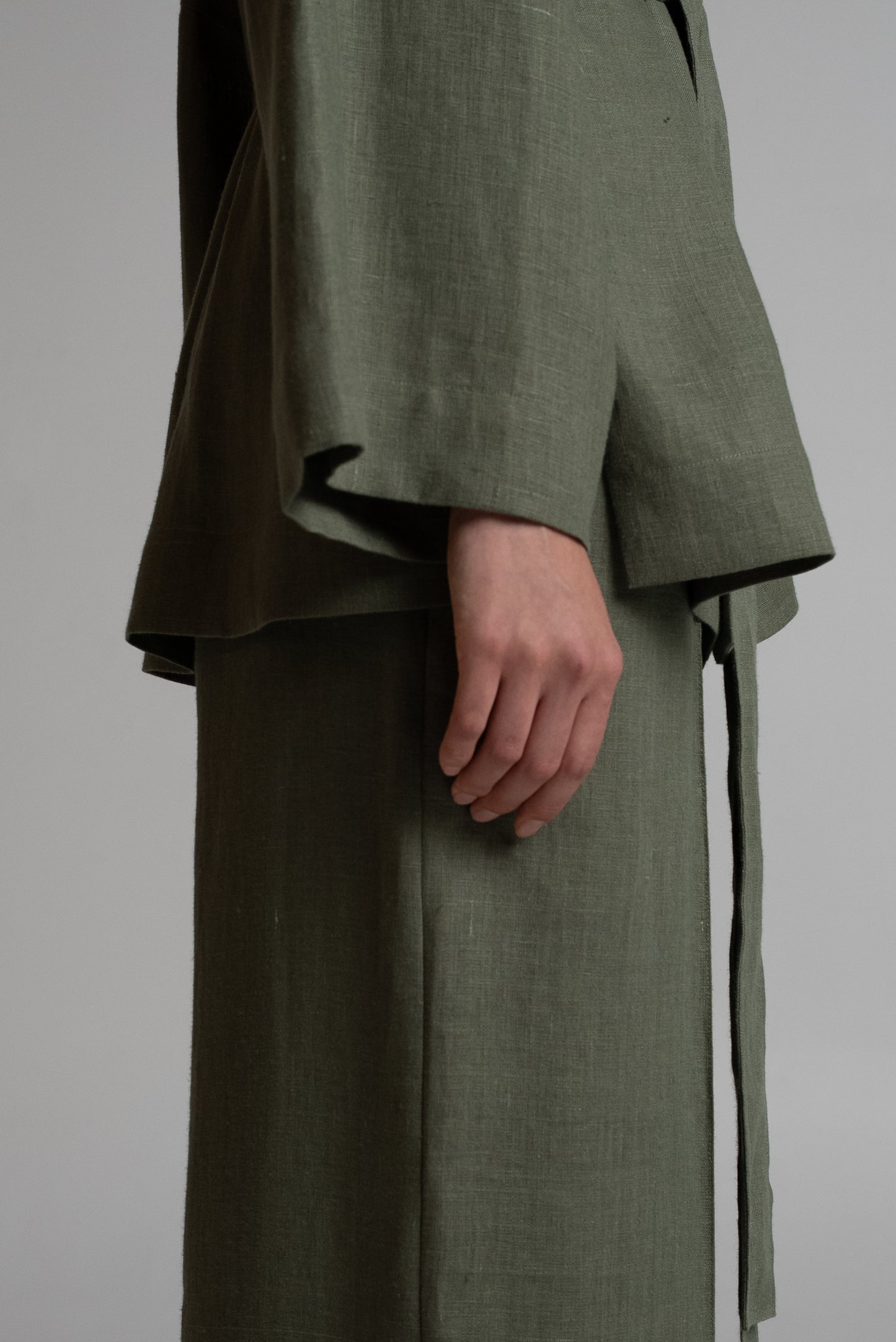 Short kimono in sage