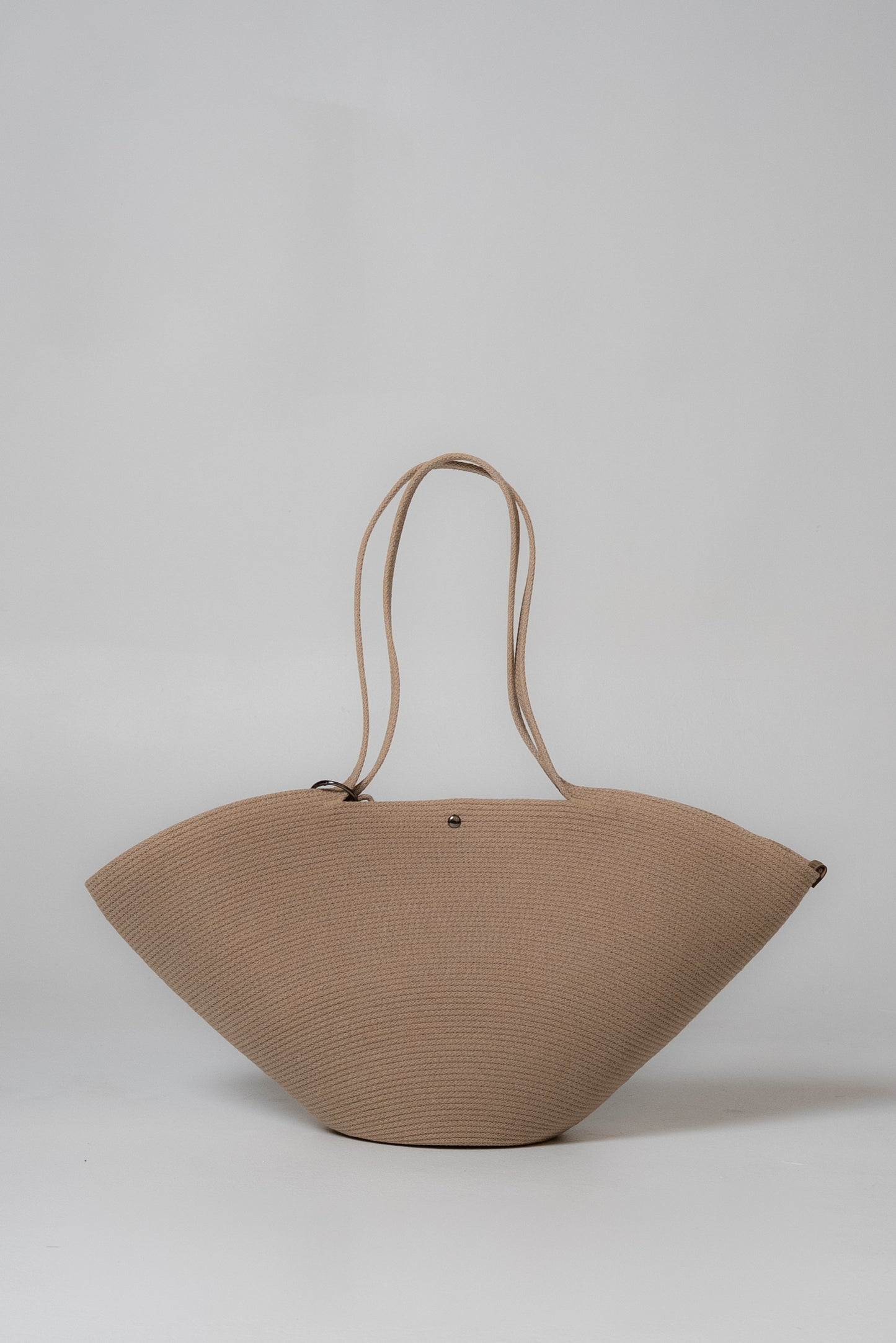 Arc Tote in beige