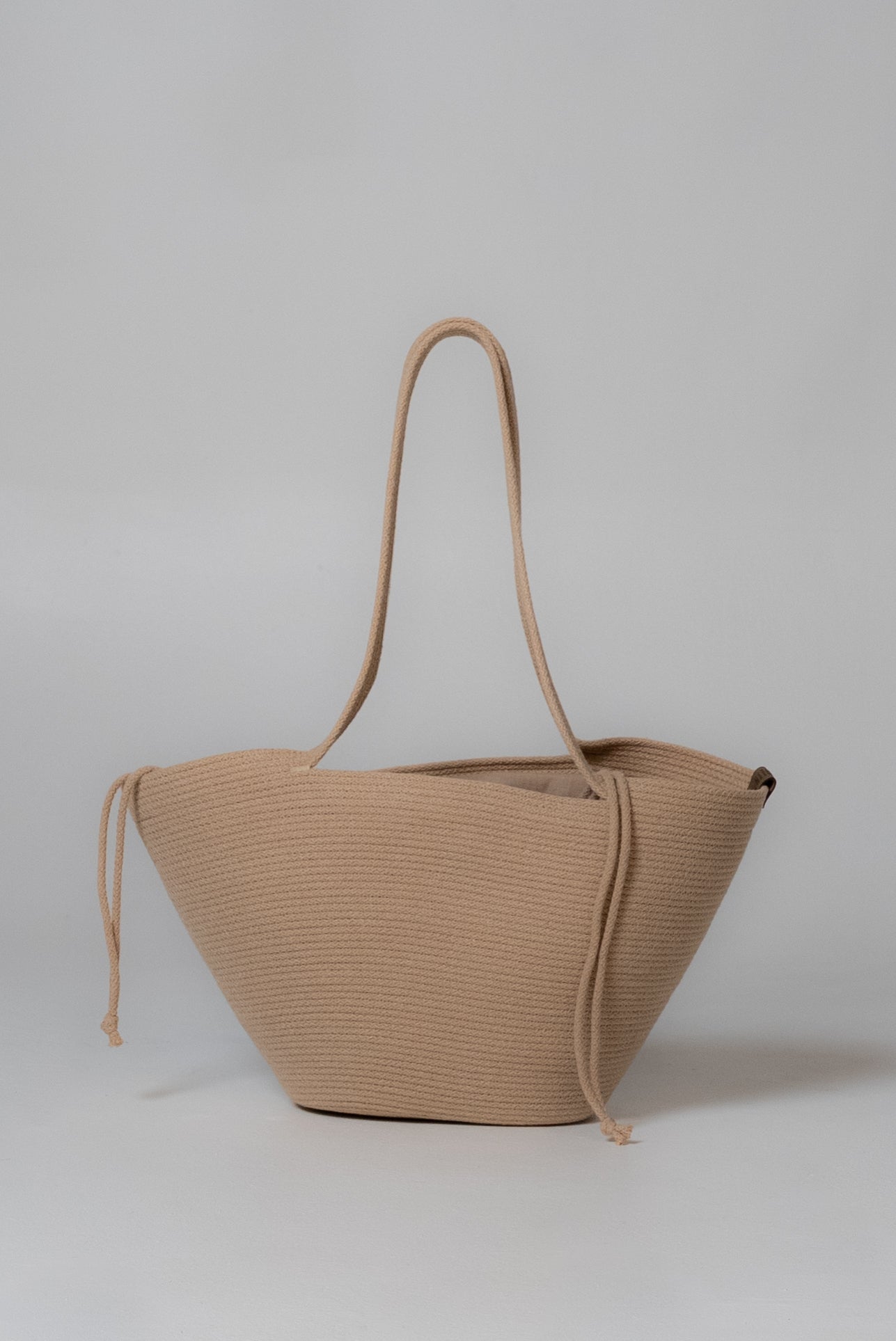 Urban Tote in tan